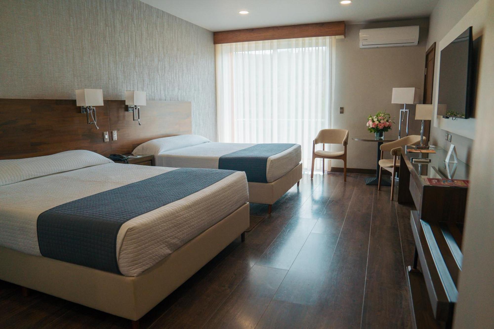 Hotel Los Parrales Tarija Ngoại thất bức ảnh