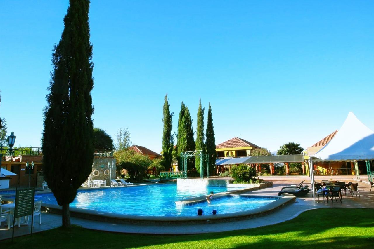 Hotel Los Parrales Tarija Ngoại thất bức ảnh