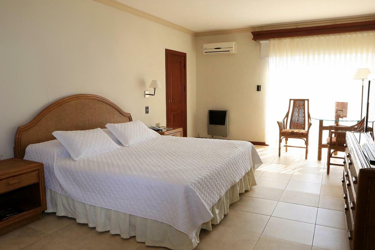 Hotel Los Parrales Tarija Ngoại thất bức ảnh